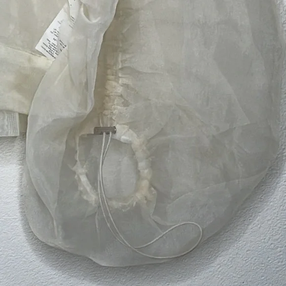 Missguided Sheer White Blouse - Picture 3 of 6